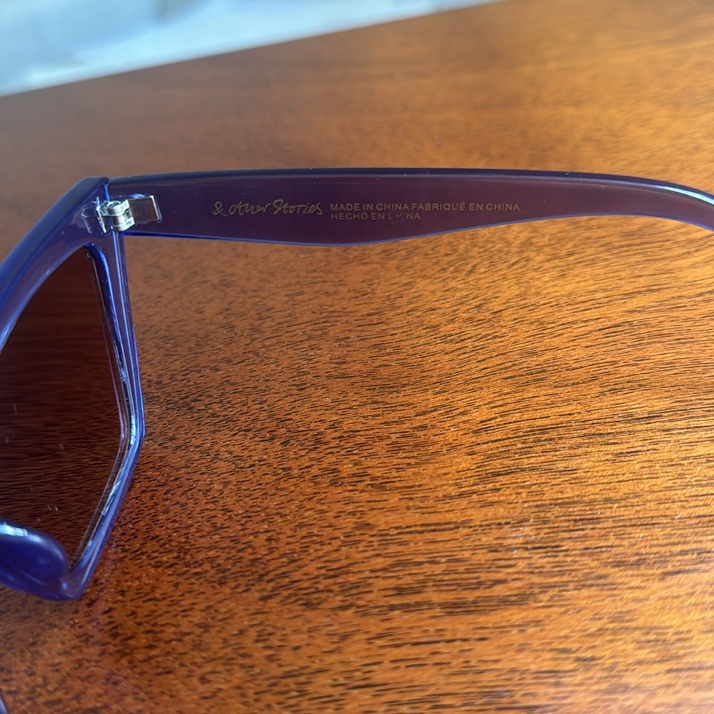 & Other Stories purple sunglasses - Picture 4 of 5